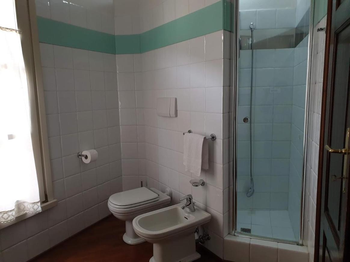 Locanda Al Portone Скандиано Экстерьер фото